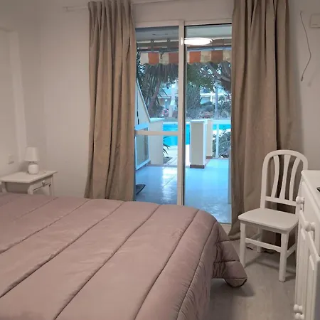 Апартаменти Puerta Ibiza Bajo Денія